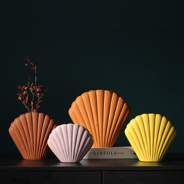 Seashell Shape -Minimalist Ceramic Vase